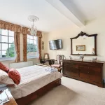 The Royal Military suite, a warm comfortable place to stay on the first floor
